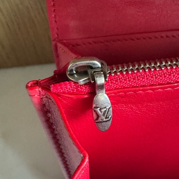 LOUIS VUITTON New Wave Long Wallet Rouge Red Calfskin Silver LV Wrist Strap MIE - Picture 8 of 13
